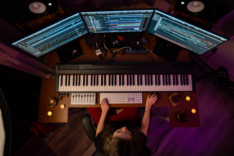 Grammy adayı Türk besteci: Esin Aydıngöz